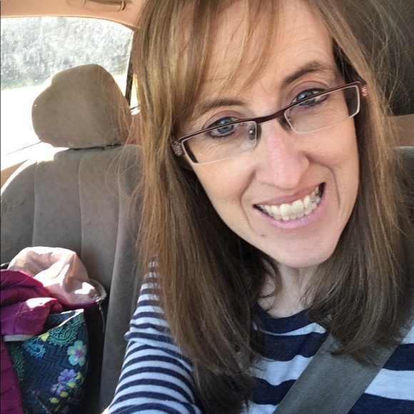 Meet your Posher, Ressa - Picture 1 of 1